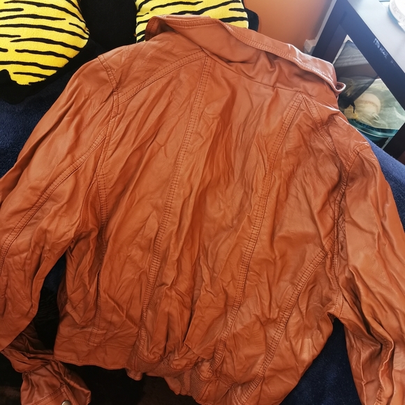 Wrinkle pleather jacket - Picture 2 of 3